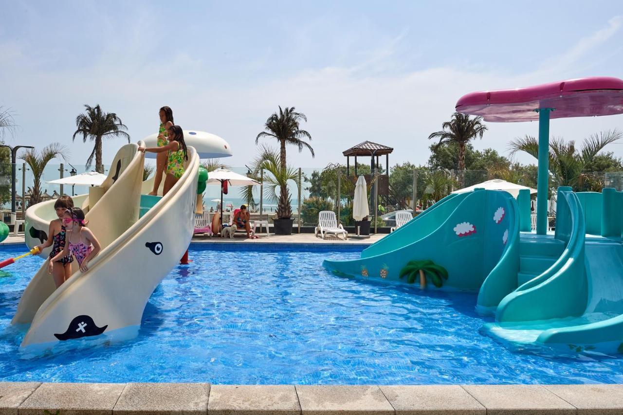 Cristalex Aparthotel & Spa Mamaia Nord Нэводари Экстерьер фото