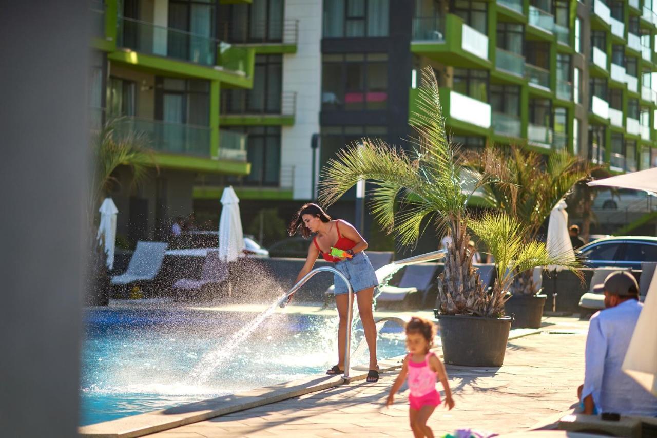 Cristalex Aparthotel & Spa Mamaia Nord Нэводари Экстерьер фото